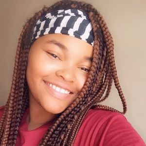 Meet your Posher, Shyra